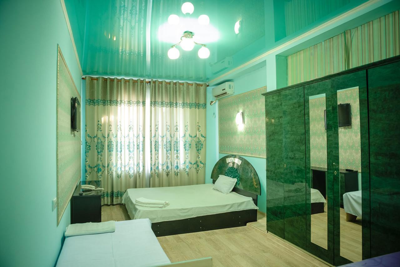 Hotel Prestizh Taraz Exteriör bild
