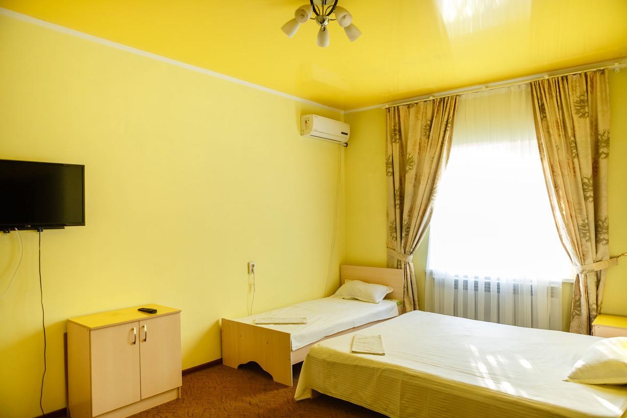 Hotel Prestizh Taraz Exteriör bild