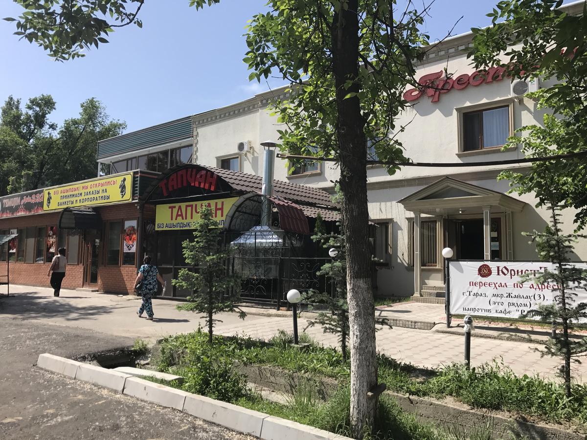 Hotel Prestizh Taraz Exteriör bild