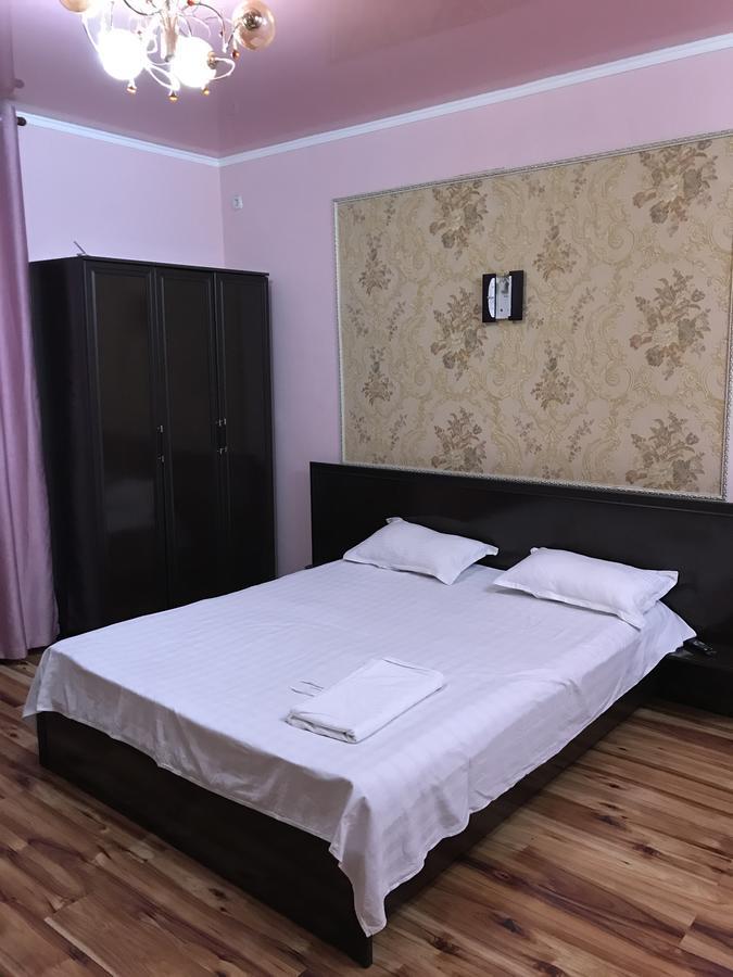 Hotel Prestizh Taraz Exteriör bild